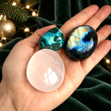 Load image into Gallery viewer, Crystal Advent Calendar - Limited edition 2026
