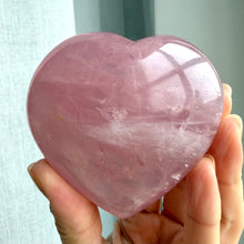 Ladda upp bild till gallerivisning, Gemmy Rose Quartz Heart (Outlet)
