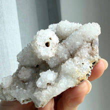 Ladda upp bild till gallerivisning, Snow Quartz (Lesotho)
