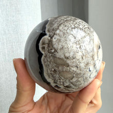 Ladda upp bild till gallerivisning, Vulcanic Agate Sphere
