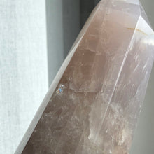 Ladda upp bild till gallerivisning, Blue Rose Quartz Tower
