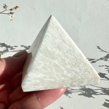 Load image into Gallery viewer, Scolecite Pyramid #1
