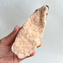 Load image into Gallery viewer, Heulandite 215g
