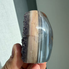 Ladda upp bild till gallerivisning, Rainbow Amethyst Druzy #94
