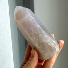 Ladda upp bild till gallerivisning, Blue Rose Quartz Tower
