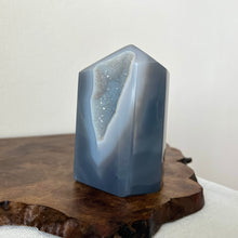 Load image into Gallery viewer, Agate Druzy Tower 583g
