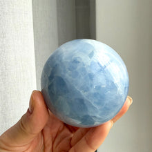 Ladda upp bild till gallerivisning, Blue Calcite Sphere #1
