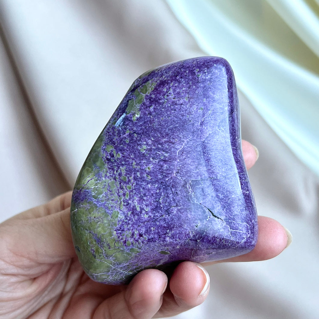 Stichtite #6