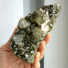 Ladda upp bild till gallerivisning, Epidote with Quartz Specimen
