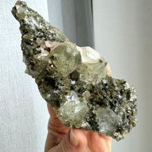Ladda upp bild till gallerivisning, Epidote with Quartz Specimen
