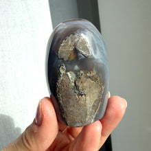 Load image into Gallery viewer, Rainbow Amethyst Druzy #90
