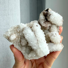 Ladda upp bild till gallerivisning, Snow Quartz (Lesotho)
