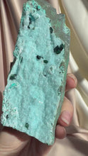 Load and play video in Gallery viewer, Chrysocolla Druzy #7
