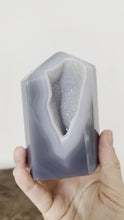 Load and play video in Gallery viewer, Agate Druzy Tower 583g
