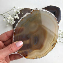 Load image into Gallery viewer, Agate Slice Silver Edge
