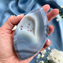 Load image into Gallery viewer, Agate Leaf
