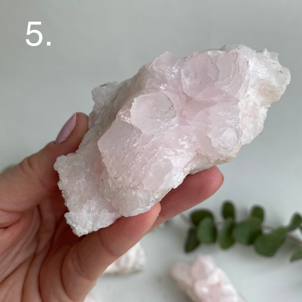 Mangano Calcite Clusters (medium)