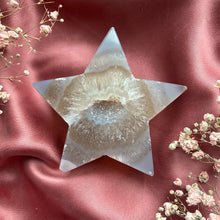 Load image into Gallery viewer, Agate Druzy Star
