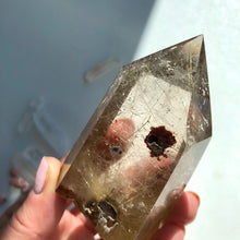Load image into Gallery viewer, Rutilated Quartz Crystal Point
