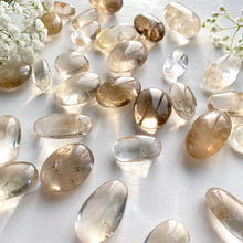 Load image into Gallery viewer, Natural Citrine Touch Stones
