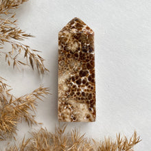 Load image into Gallery viewer, Chocolate Calcite Tower 9 cm
